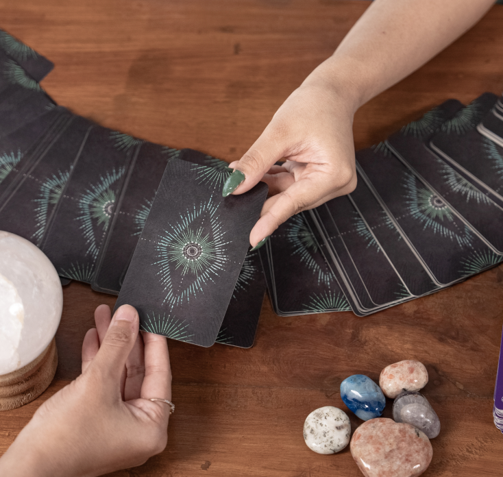 Tarot card reading session with Shruti - expert tarot reader in Pune India